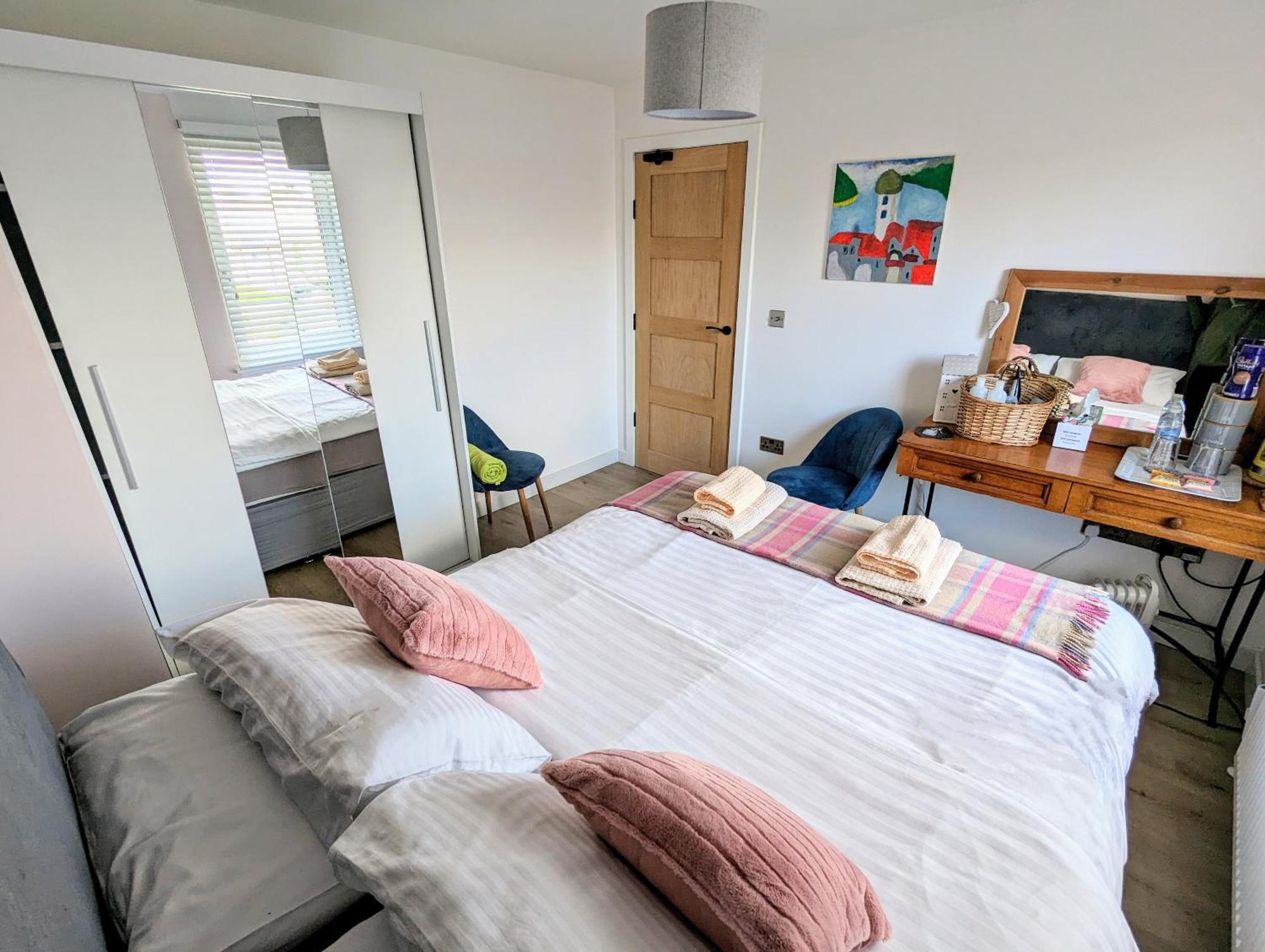 אדינבורו Cosy Guest Room In A Family Home With Free Parking מראה חיצוני תמונה